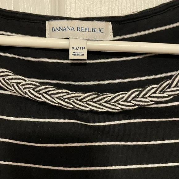 Banana Republic Shirt - Picture 2 of 4
